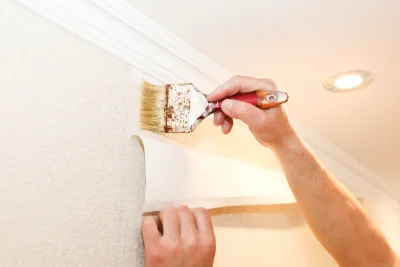 Pose de papier peint à Indre — revêtements muraux et toiles de verre